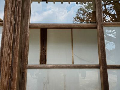 木製建具のガラス修繕